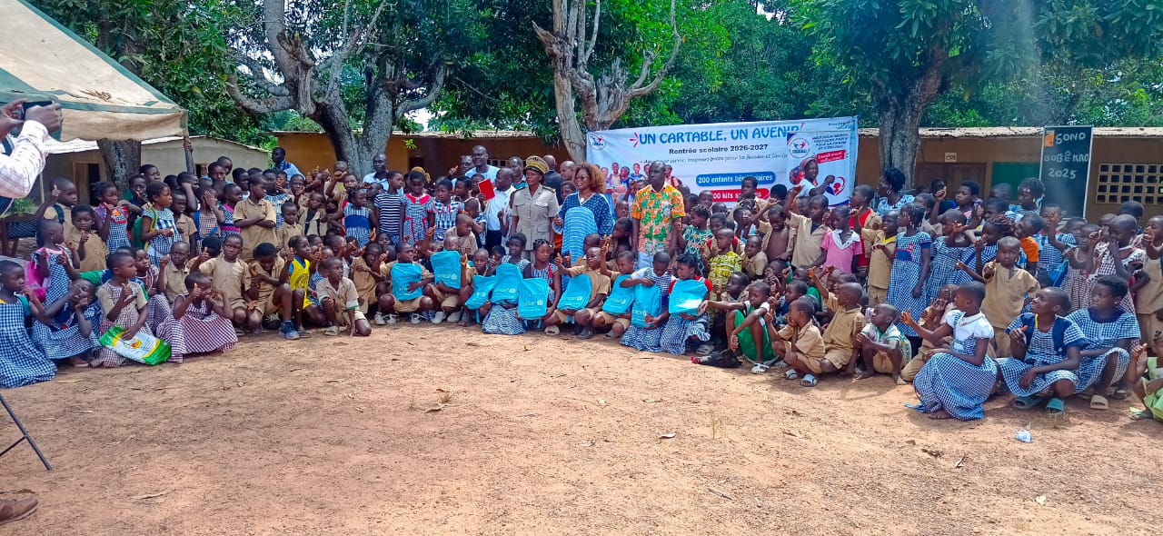 Gobêkro/Rentrée scolaire : l’ONG Agir pour Servir offre des kits scolaires à 100 élèves de Gobêkro Gobêkro/Rentrée scolaire : l’ONG Agir pour Servir offre des kits scolaires à 100 élèves de Gobêkro